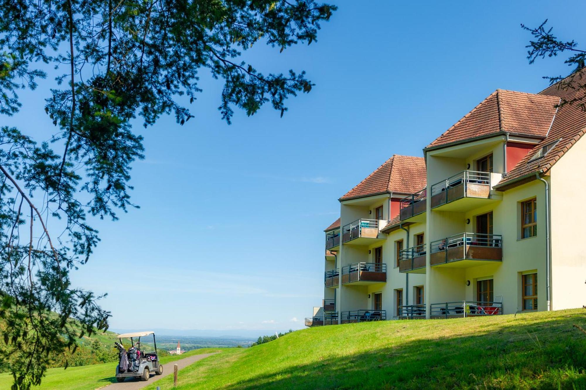 Апарт отель Goelia Le Domaine Du Golf Амершвир Экстерьер фото